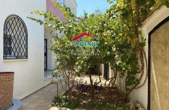 Villa S+4 à Hammem Sousse